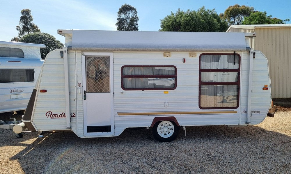 ROADSTAR 17'6" CN 9R8012 RN YCY-668