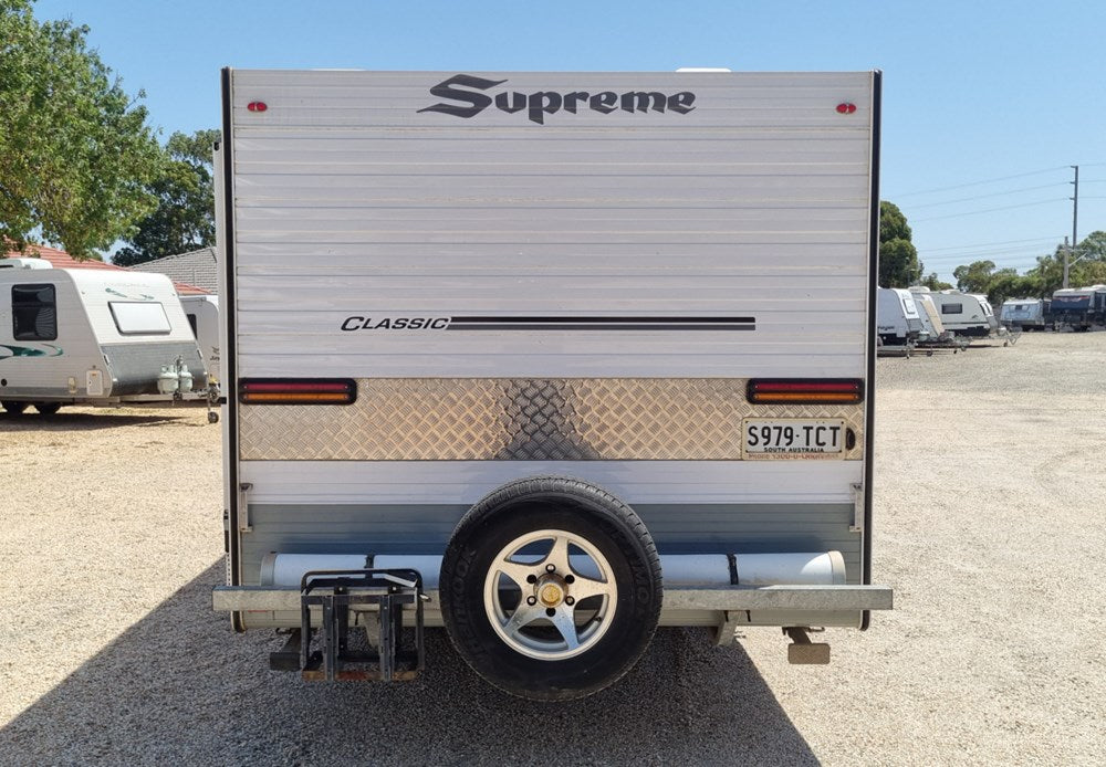 SUPREME CLASSIC 19'6" 2013 RN S979-TCT
