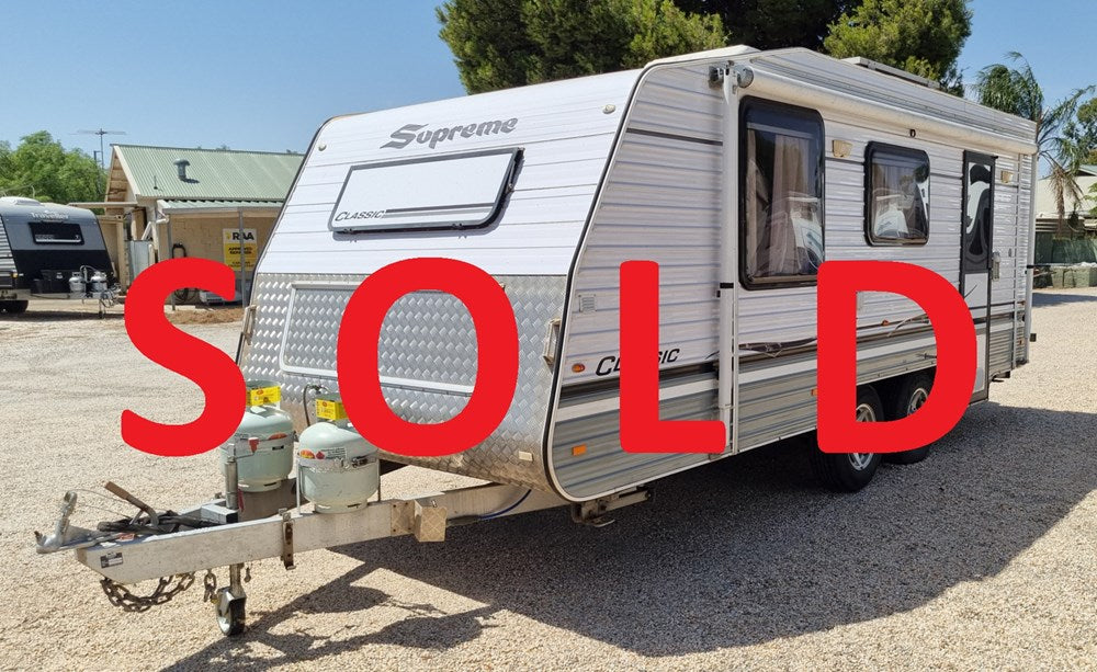 SUPREME CLASSIC 19'6" 2013 RN S979-TCT