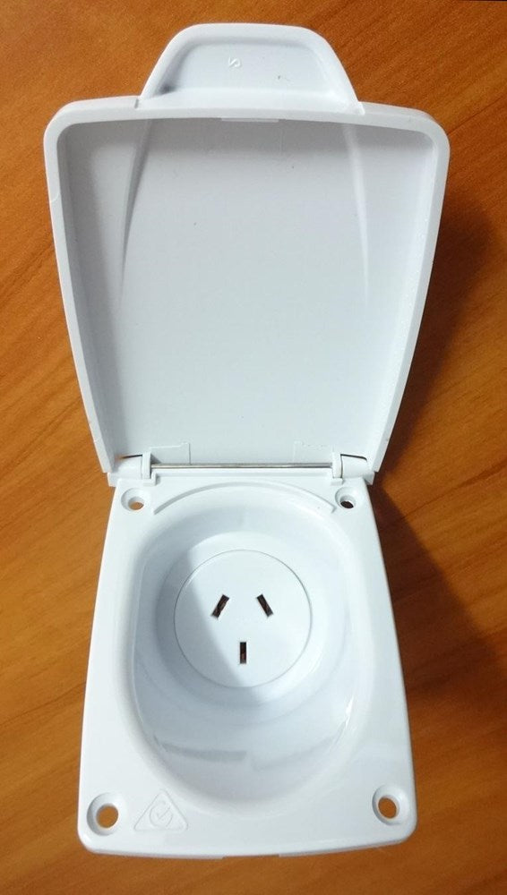 CMS 240 VOLT POWER OUTLET 10AMP