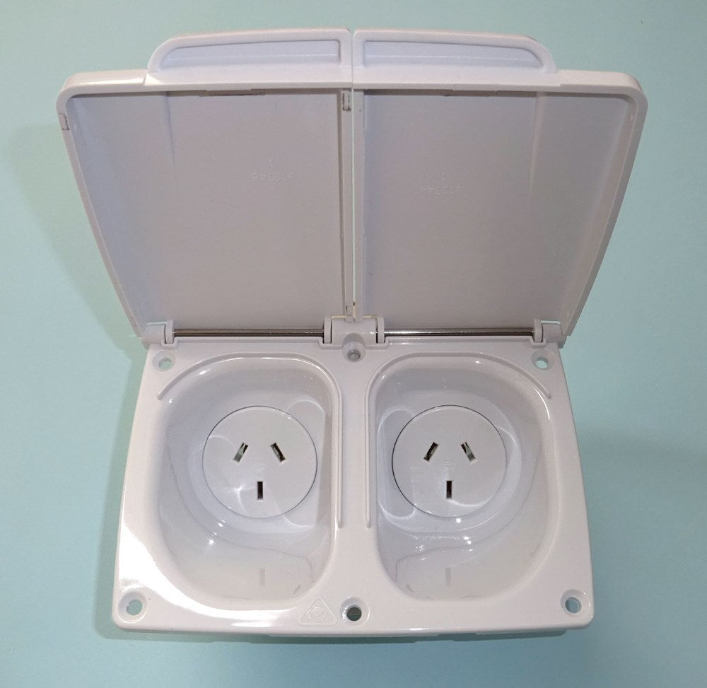 CMS 240 VOLT TWIN POWER OUTLET 10AMP