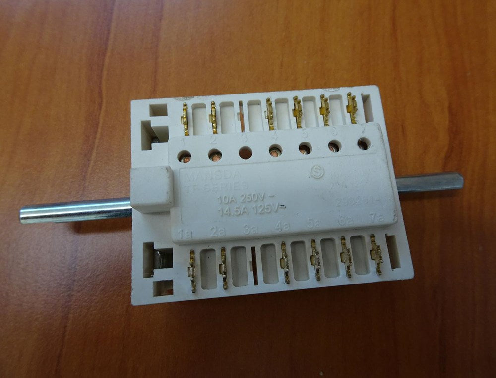 DOMETIC SWITCH BLOCK 240V 2350/2453/2553/4601