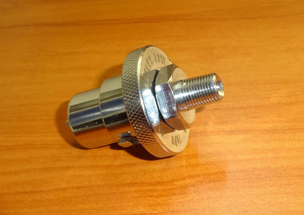BAYONET HOSE END FITTING - 1/8" MBSP
